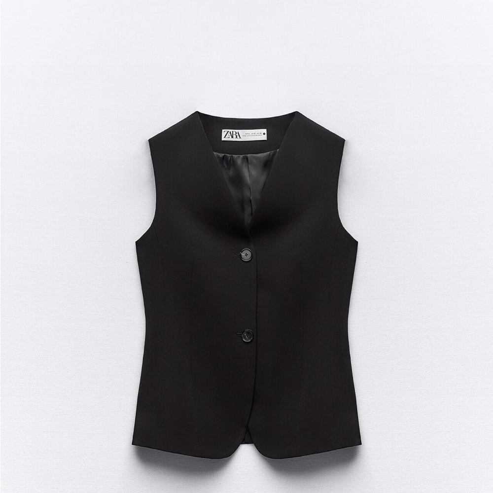 ZARA NWT fitted button vest